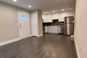 935 La Posada Dr, Austin, TX 78752 - Photo 8