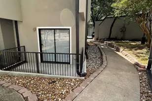 935 La Posada Dr, Austin, TX 78752 - Photo 6