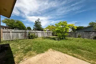 11203 Prairie Dove Cir, Austin, TX 78758 - Photo 16