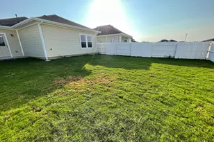 117 Huckleberry Ln, Elgin, TX 78621 - Photo 22