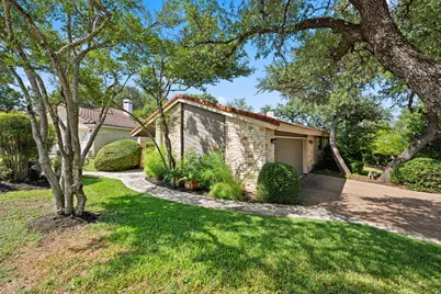 102 Crescent Bluff, Lakeway, TX 78734 - Photo 1