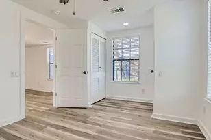 902 Hackberry St, Taylor, TX 76574 - Photo 22