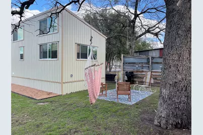701 Vargas Road #Building 2, Austin, TX 78741 - Photo 2
