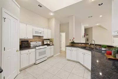 9000 Deurne Drive, Round Rock, TX 78681 - Photo 18