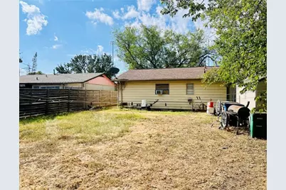 6112 Larch Terrace, Austin, TX 78741 - Photo 4