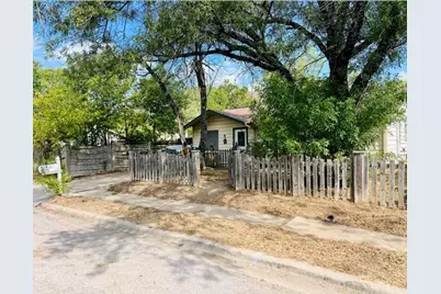 6112 Larch Terrace, Austin, TX 78741 - Photo 2
