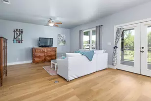 2311 Spoke Hollow Rd, Wimberley, TX 78676 - Photo 4