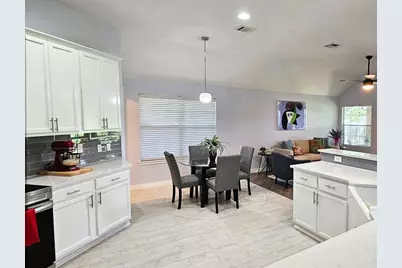 128 Clarence Court, Buda, TX 78610 - Photo 6