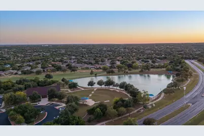 325 Barrington Farm Court, Georgetown, TX 78633 - Photo 38