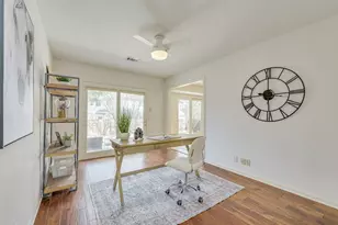 7102 Anaqua Dr, Austin, TX 78750 - Photo 14