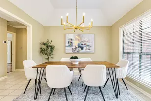 7102 Anaqua Dr, Austin, TX 78750 - Photo 8