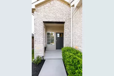 484 Spider Lily Drive, Kyle, TX 78640 - Photo 2
