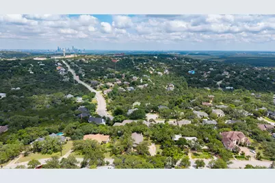 1211 Falcon Ledge Drive, Austin, TX 78746 - Photo 24