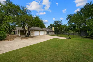 1211 Falcon Ledge Dr, Austin, TX 78746 - Photo 30