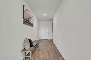 752 Circle Wy, Jarrell, TX 76537 - Photo 22