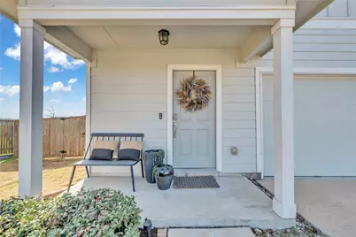 752 Circle Way #35H, Jarrell, TX 76537 - Photo 6