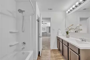 752 Circle Wy, Jarrell, TX 76537 - Photo 10