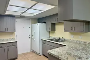 223 Stowaway Cove, Lakeway, TX 78734 - Photo 2