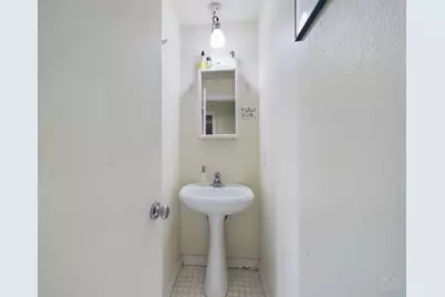 915 Keith Lane #103, Austin, TX 78705 - Photo 8