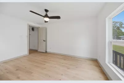 709 S Polk Street, Giddings, TX 78942 - Photo 18