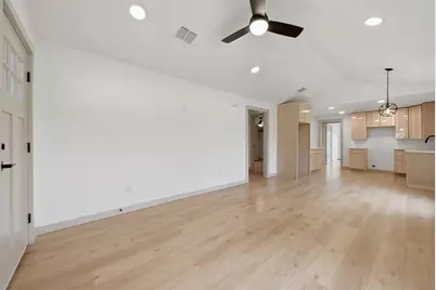 709 S Polk Street, Giddings, TX 78942 - Photo 28