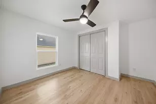 709 S Polk St, Giddings, TX 78942 - Photo 12
