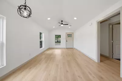 709 S Polk Street, Giddings, TX 78942 - Photo 26