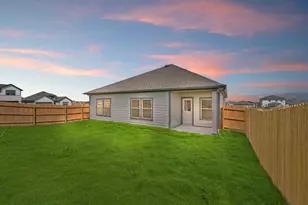 177 Sleep Holw, Jarrell, TX 76537 - Photo 22