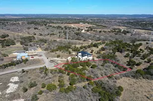 146 Eagle Basin Cir, Spicewood, TX 78669 - Photo 4