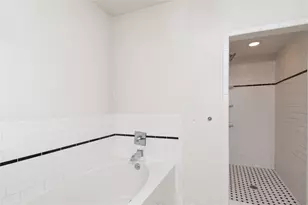 812 N Penelope St, Belton, TX 76513 - Photo 16