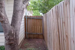 6413 Baythorne Dr, Austin, TX 78747 - Photo 30
