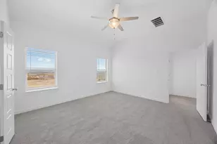 186 Hornet St, Elgin, TX 78621 - Photo 16