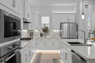 7700 Ella Lee Ln, Austin, TX 78744 - Photo 14