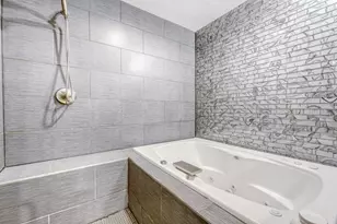 8200 Neely Dr, Austin, TX 78759 - Photo 10