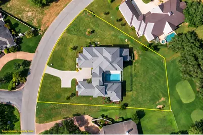 27009 Masters Parkway, Spicewood, TX 78669 - Photo 2