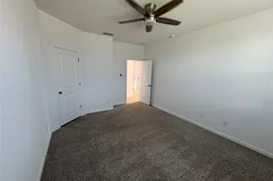 140 Saddle Cv, Kyle, TX 78640 - Photo 12