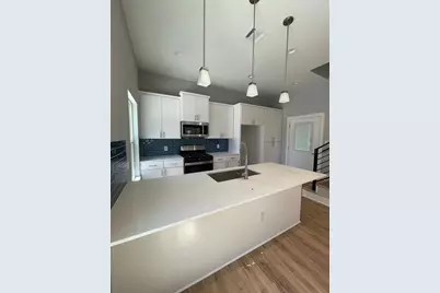 6014 Fairway Street #2, Austin, TX 78741 - Photo 4