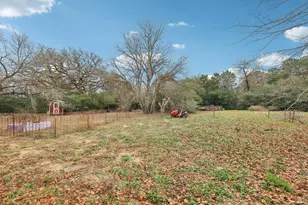 339 Cool Water Dr, Bastrop, TX 78602 - Photo 36