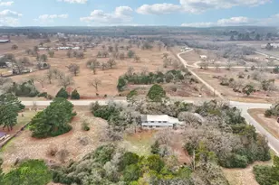 339 Cool Water Dr, Bastrop, TX 78602 - Photo 38