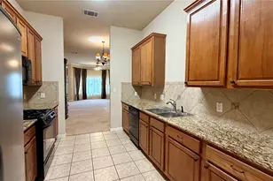 5515 Davis Ln, Austin, TX 78749 - Photo 6