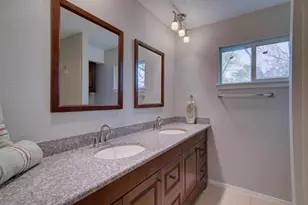 9705 Meadowheath Dr, Austin, TX 78729 - Photo 14