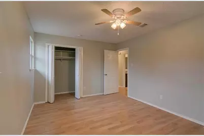 9705 Meadowheath Drive, Austin, TX 78729 - Photo 12