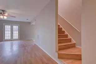 9705 Meadowheath Dr, Austin, TX 78729 - Photo 2