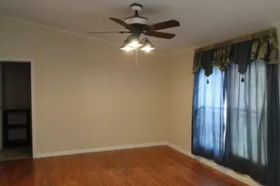 107 W Dawn Dr, Johnson City, TX 78636 - Photo 12