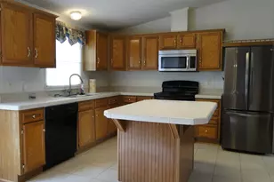 107 W Dawn Dr, Johnson City, TX 78636 - Photo 8