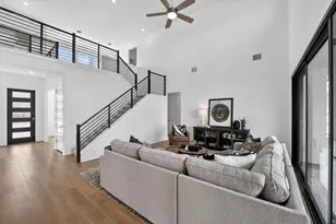 9212 Flatbush Dr, Austin, TX 78744 - Photo 6