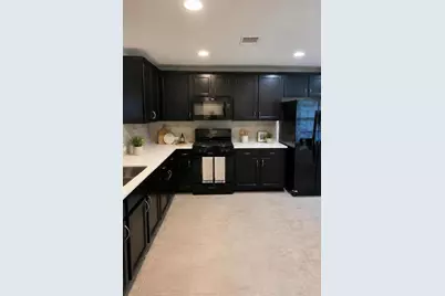 410 Holiday Creek Lane, Georgetown, TX 78633 - Photo 6