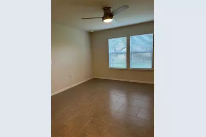 410 Holiday Creek Lane, Georgetown, TX 78633 - Photo 14