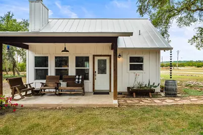 820 Glen Crest Drive, Blanco, TX 78606 - Photo 6