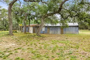 820 Gln Crst Dr, Blanco, TX 78606 - Photo 22